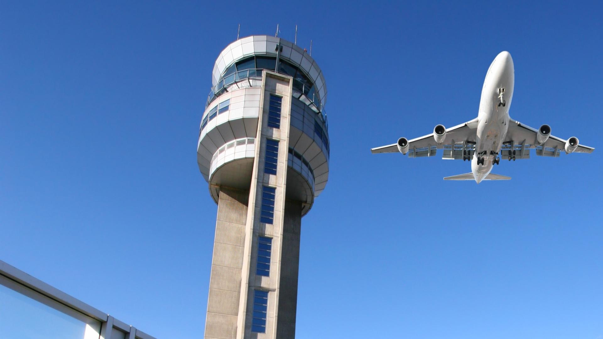 Torre de controle de aeroporto